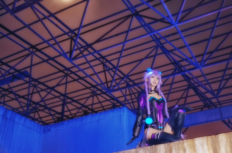 "Trò chơi siêu chiều: Neptune" Purple Heart Nepton C O S P L A Y