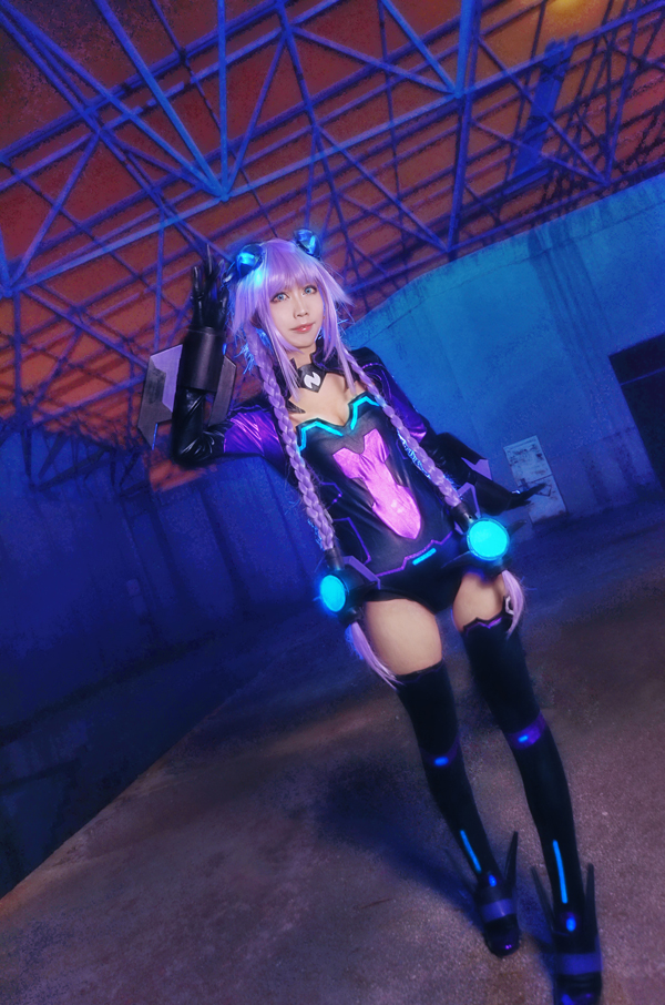 "Trò chơi siêu chiều: Neptune" Purple Heart Nepton C O S P L A Y