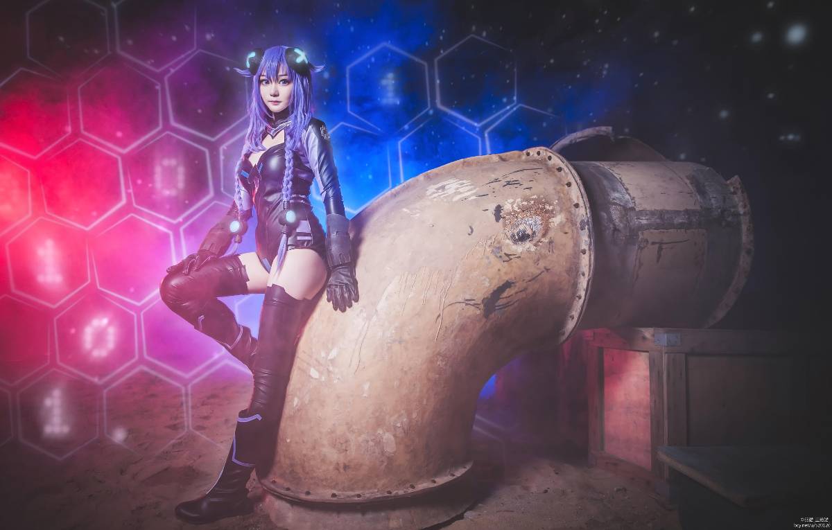 "Trò chơi siêu chiều: Neptune" Purple Heart Nepton C O S P L A Y