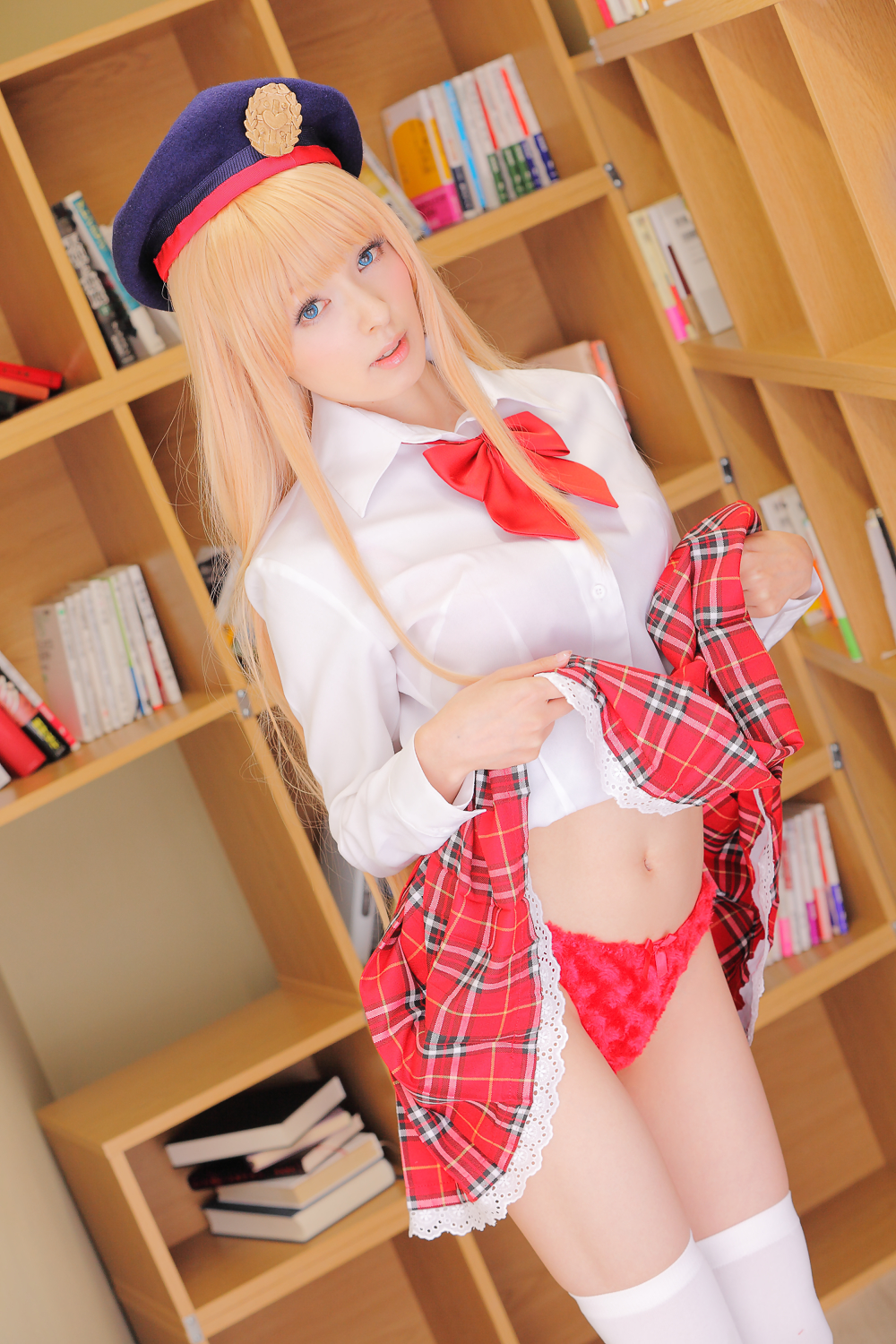 [Sakura Noa] Hôm nay là Bảo tàng Cosrom (Osaka Cosrom Complex10)