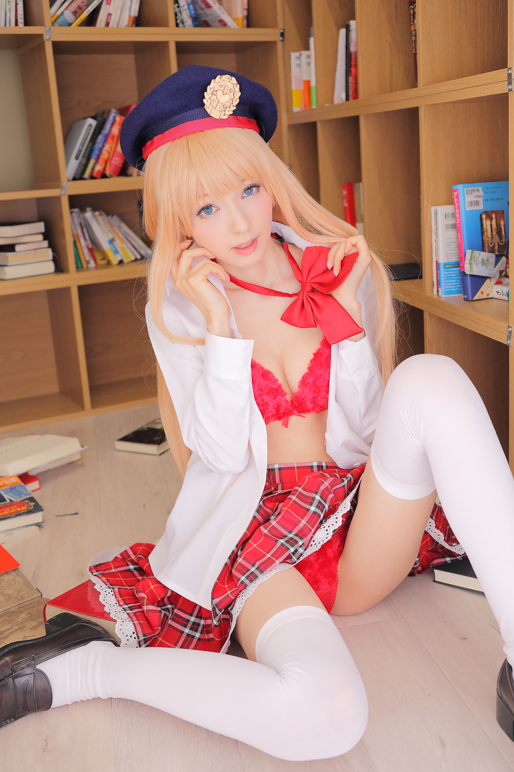 [Sakura Noa] Hôm nay là Bảo tàng Cosrom (Osaka Cosrom Complex10)