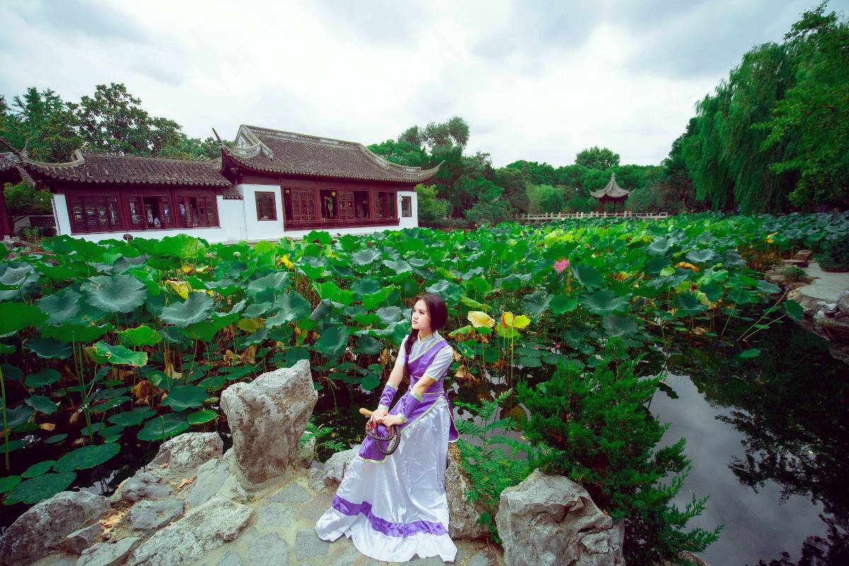 "Truyền thuyết về thanh kiếm và cổ tích" Lin Yueru C o s p l a y