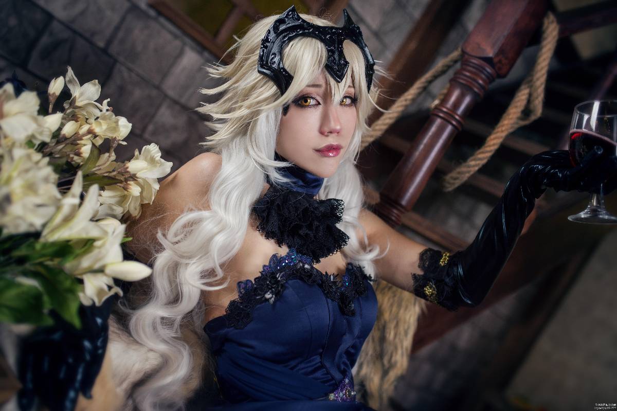 "Fate Grand Order" HOLY NIGHIL DINARD DEVENT MÀU SẮC MÀU SẮC C O S P L A Y