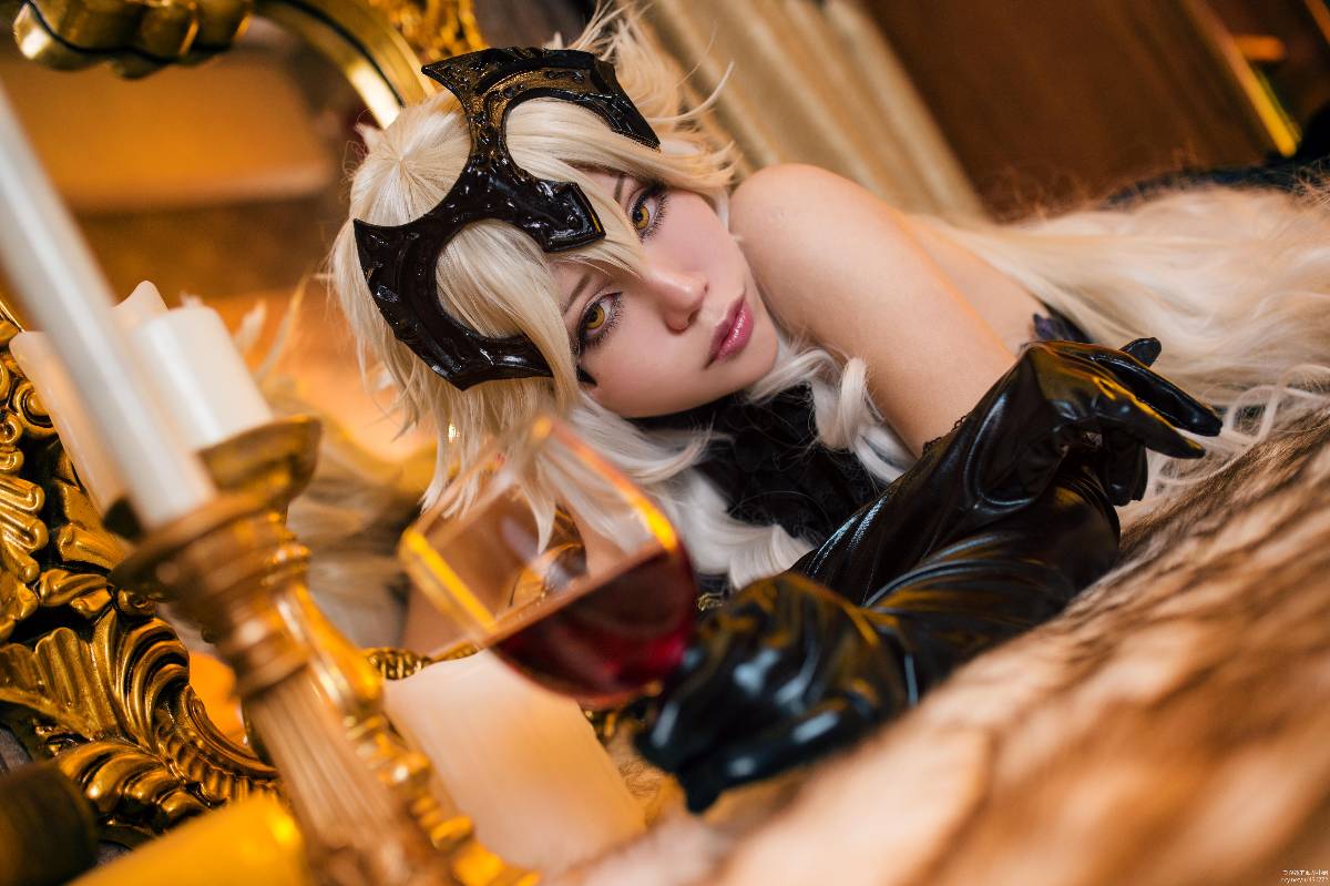 "Fate Grand Order" HOLY NIGHIL DINARD DEVENT MÀU SẮC MÀU SẮC C O S P L A Y