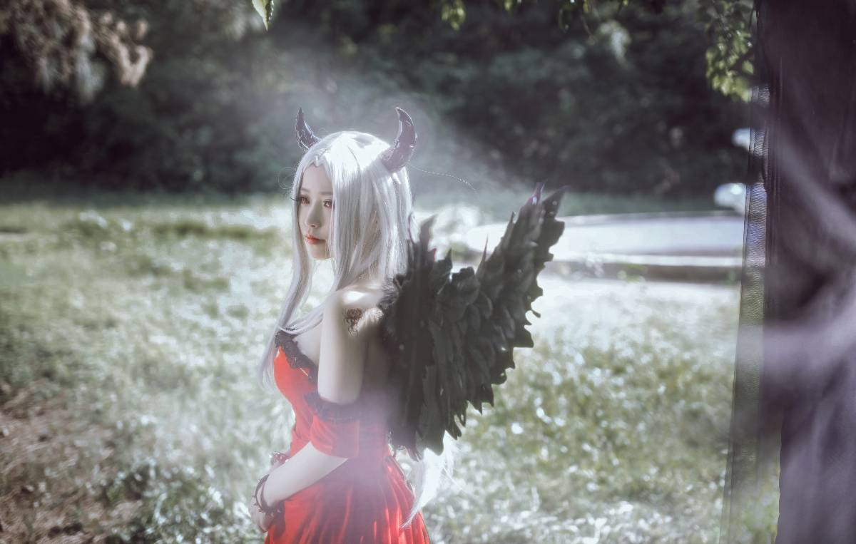 "Fatezero" trên hành trình Alice Phil Fan c o s p l a y