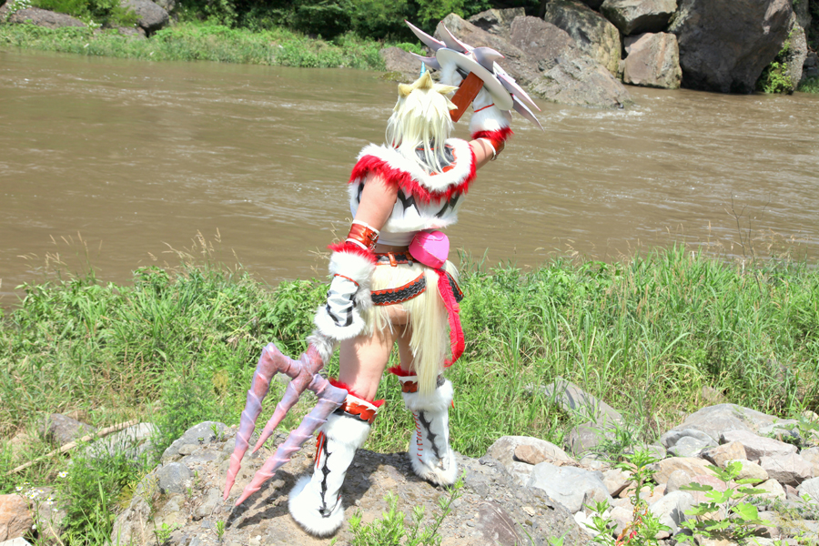 [Moonlight Mariposa] Săn bắn!