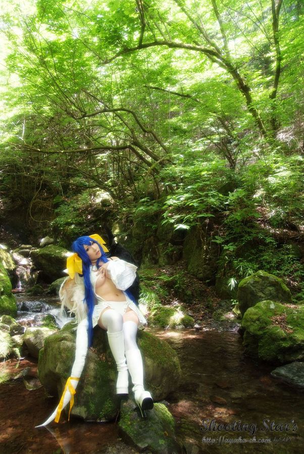 [Bắn Star's] chơi một mình