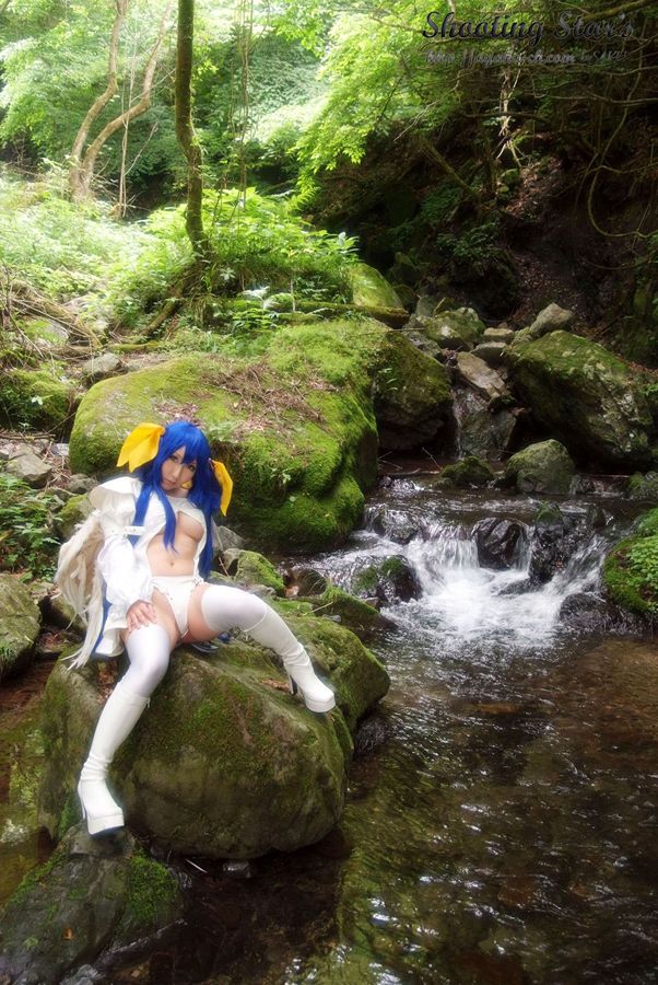 [Bắn Star's] chơi một mình