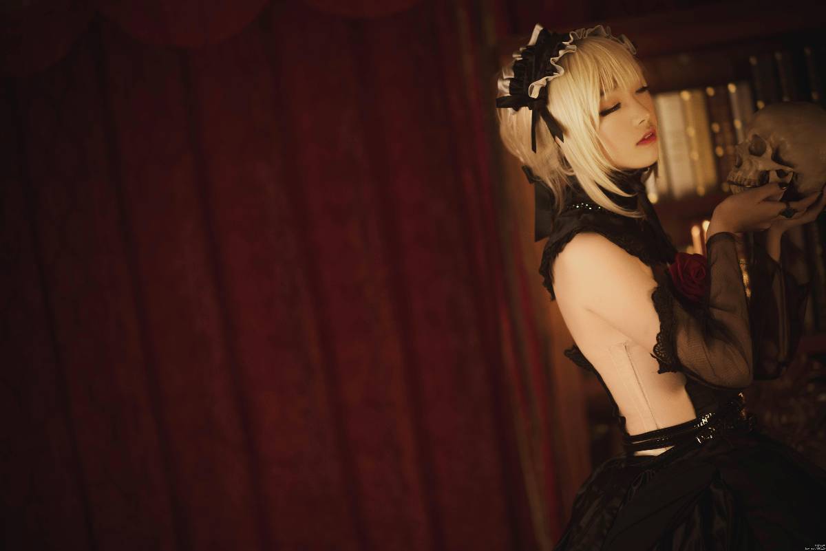 "Fate Stay Night" Saber Black-Out Fan Dress