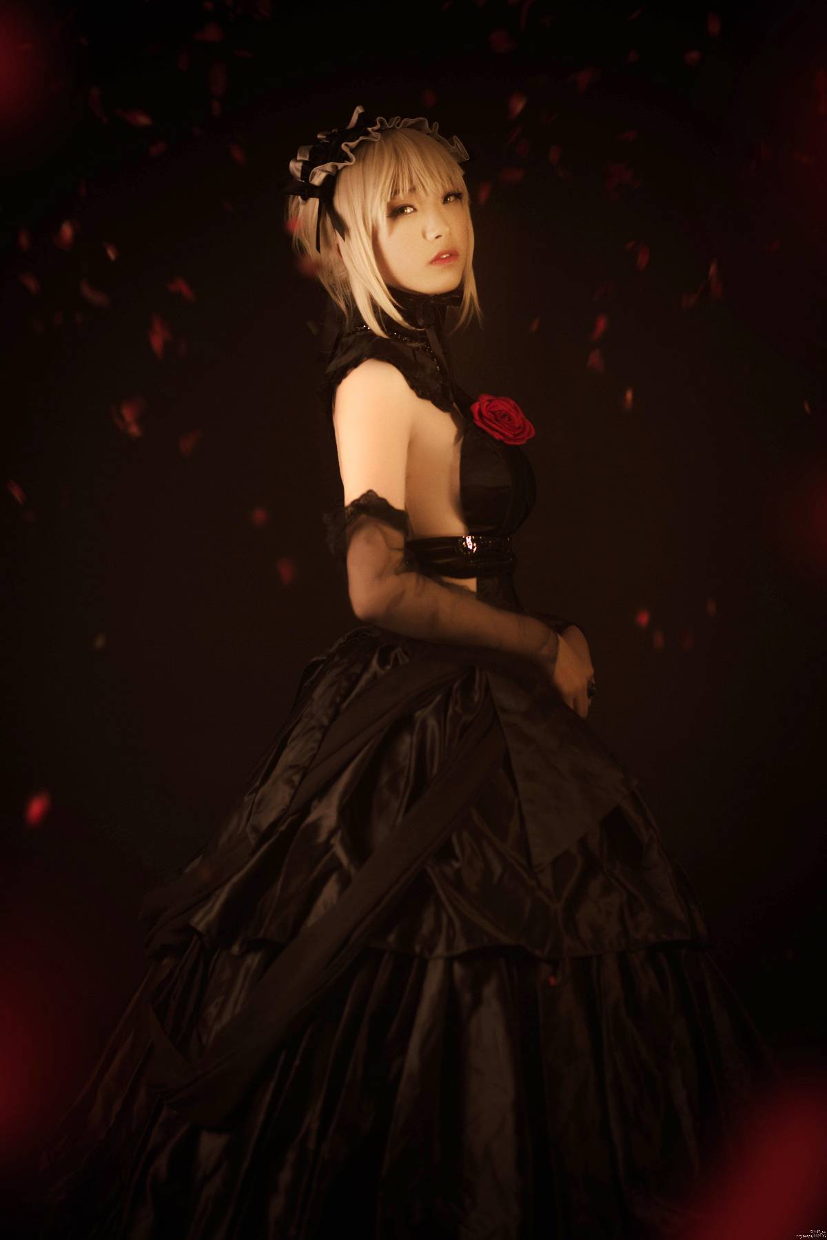 "Fate Stay Night" Saber Black-Out Fan Dress