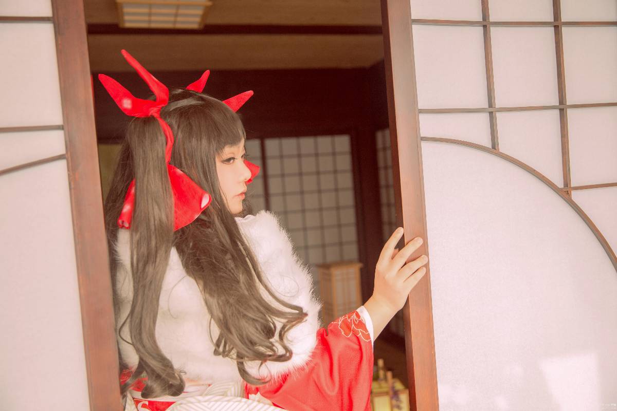 Fate Grand Order: Rin Itsusaka x Saber Cherry Blossoms nở rộ vào mùa xuân c o s p l a y
