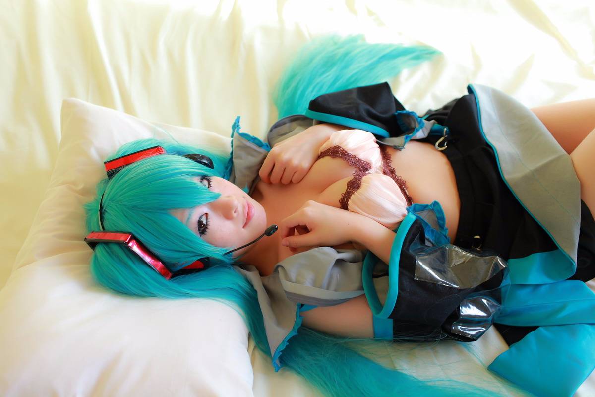 [Nightcharm] Tôi đã cởi xe Miku của mình.