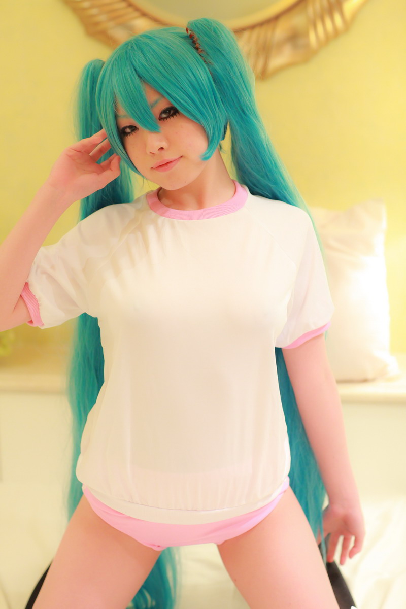 [Nightcharm] Tôi đã cởi xe Miku của mình.