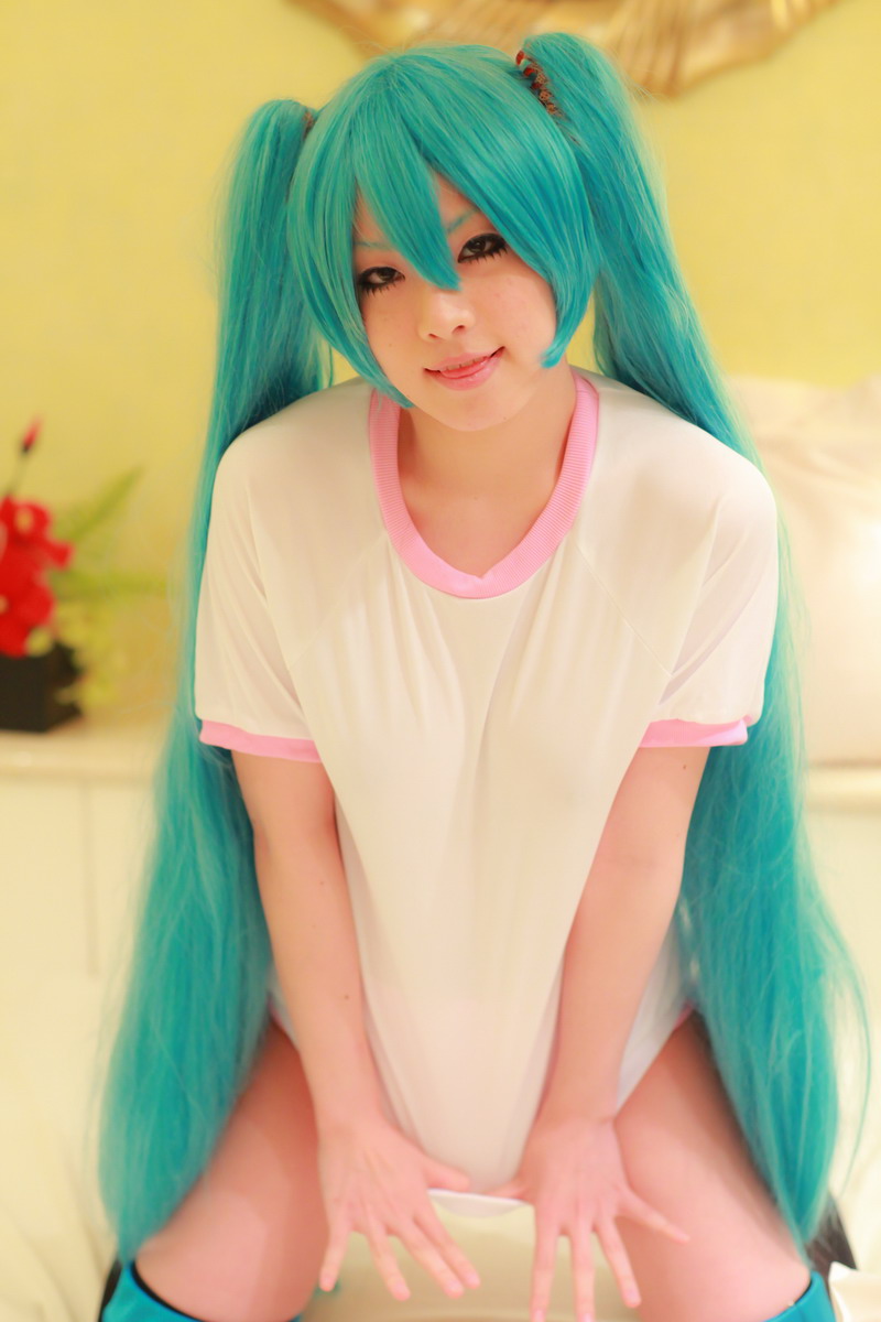 [Nightcharm] Tôi đã cởi xe Miku của mình.