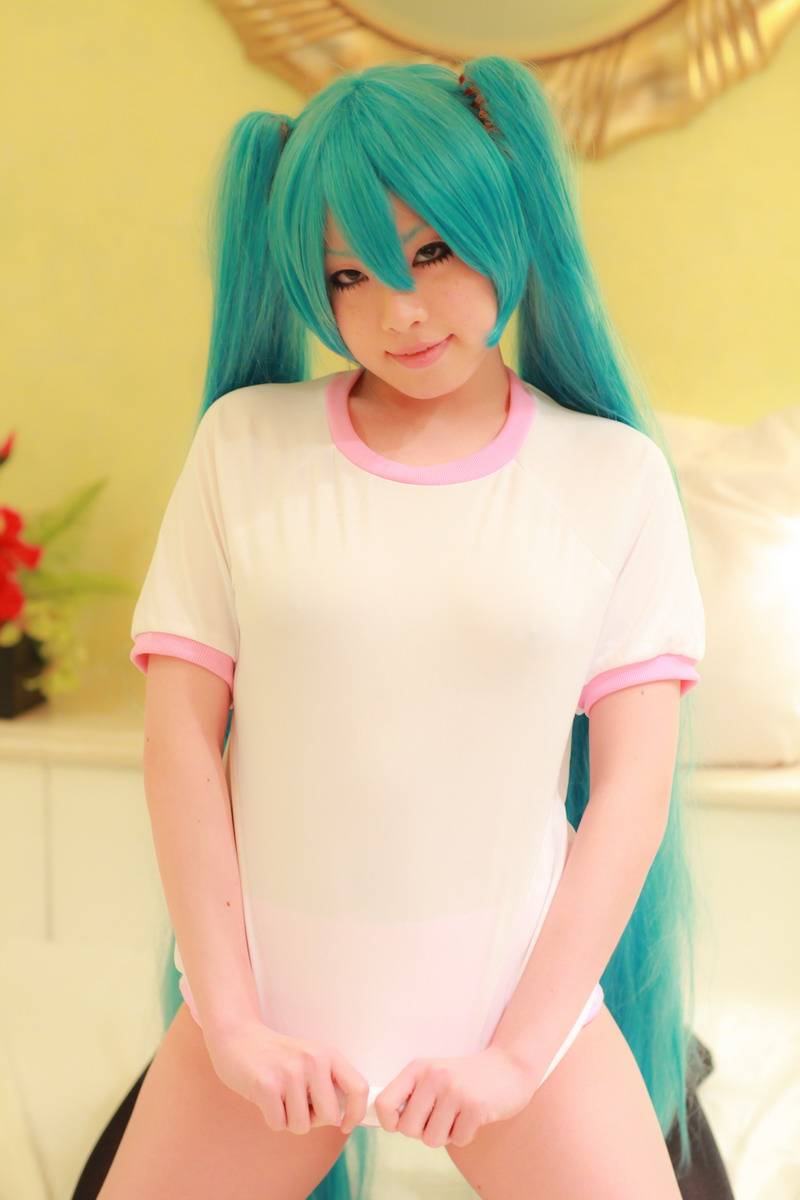 [Nightcharm] Tôi đã cởi xe Miku của mình.