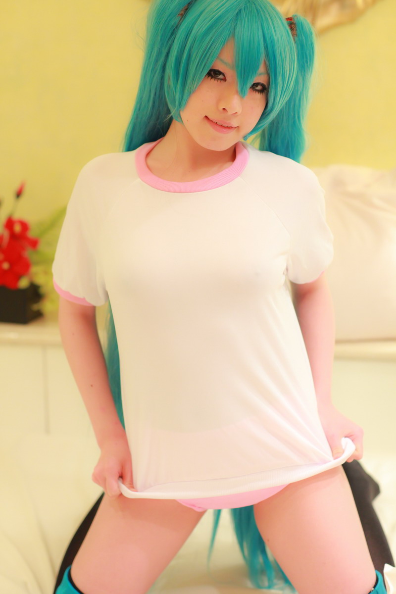 [Nightcharm] Tôi đã cởi xe Miku của mình.