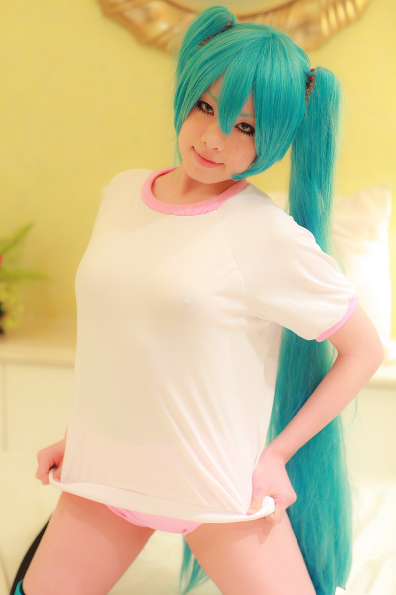 [Nightcharm] Tôi đã cởi xe Miku của mình.