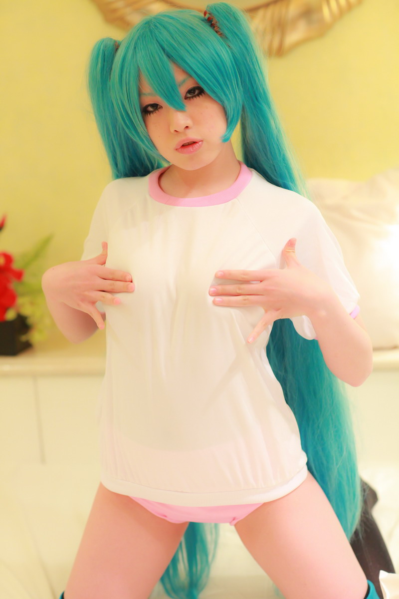 [Nightcharm] Tôi đã cởi xe Miku của mình.