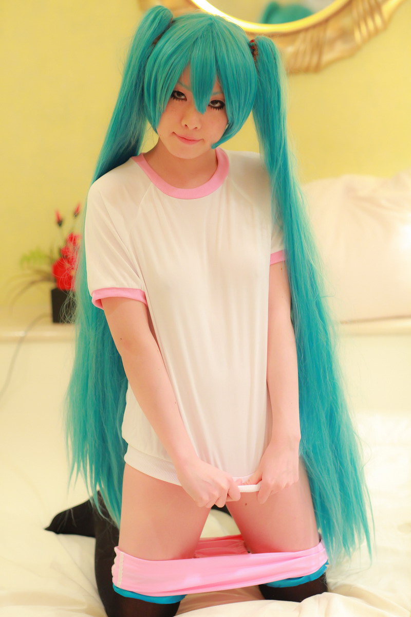 [Nightcharm] Tôi đã cởi xe Miku của mình.