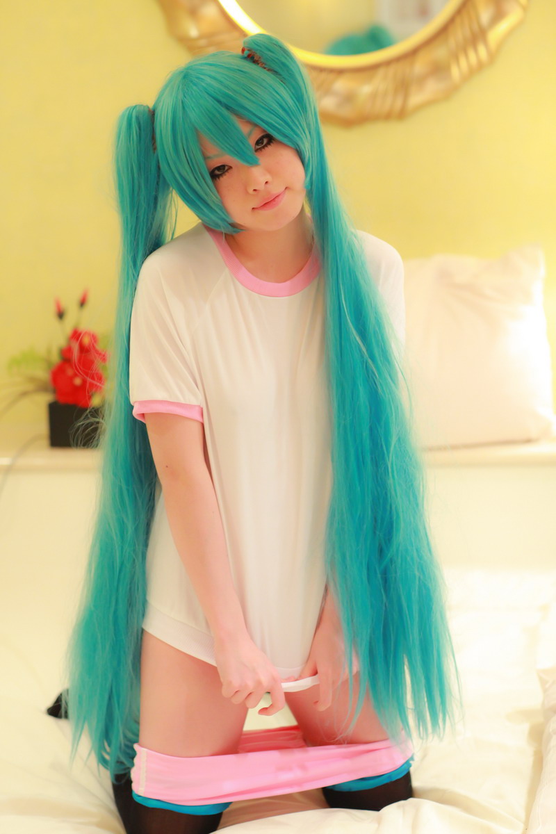 [Nightcharm] Tôi đã cởi xe Miku của mình.