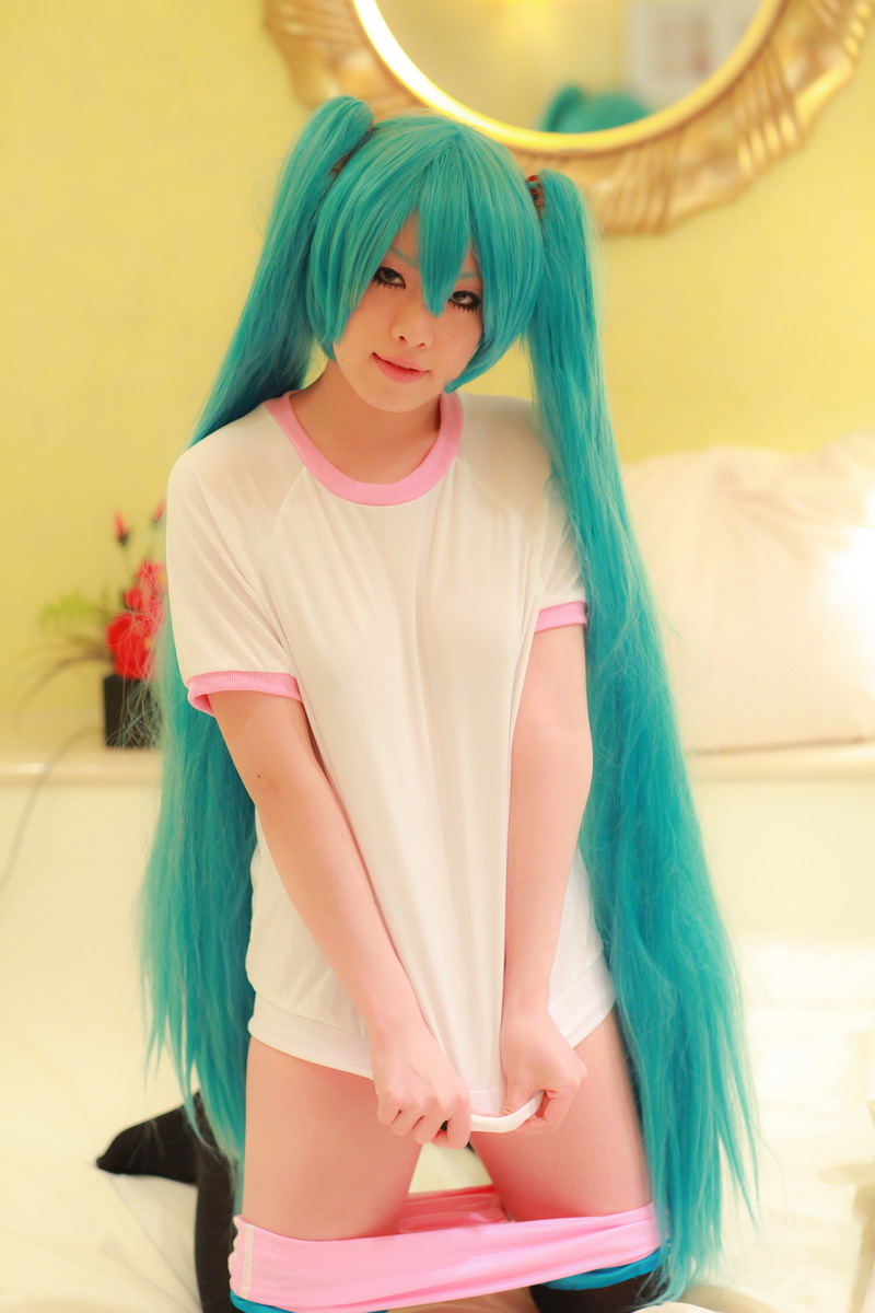 [Nightcharm] Tôi đã cởi xe Miku của mình.