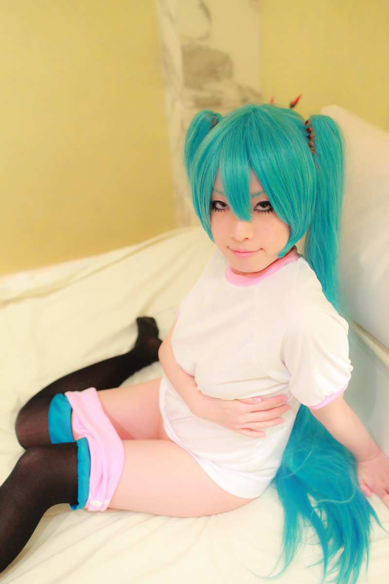 [Nightcharm] Tôi đã cởi xe Miku của mình.