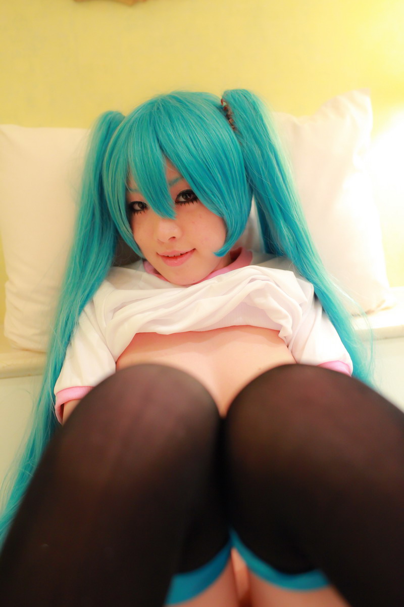 [Nightcharm] Tôi đã cởi xe Miku của mình.