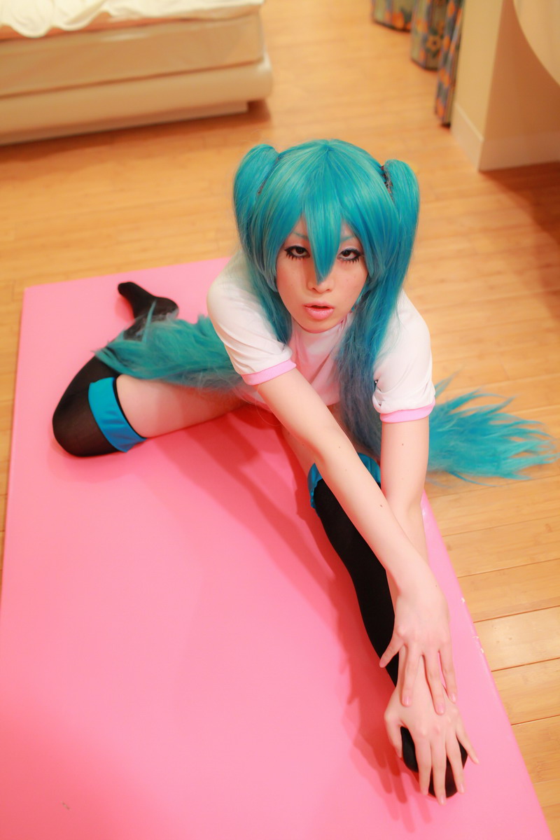 [Nightcharm] Tôi đã cởi xe Miku của mình.