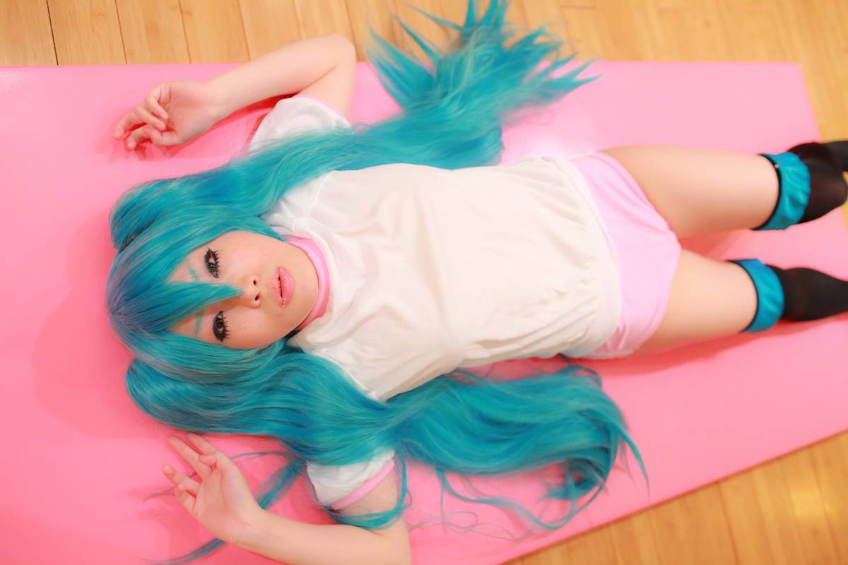 [Nightcharm] Tôi đã cởi xe Miku của mình.