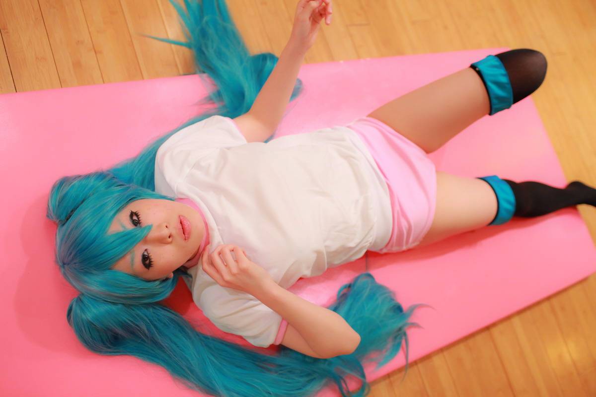 [Nightcharm] Tôi đã cởi xe Miku của mình.