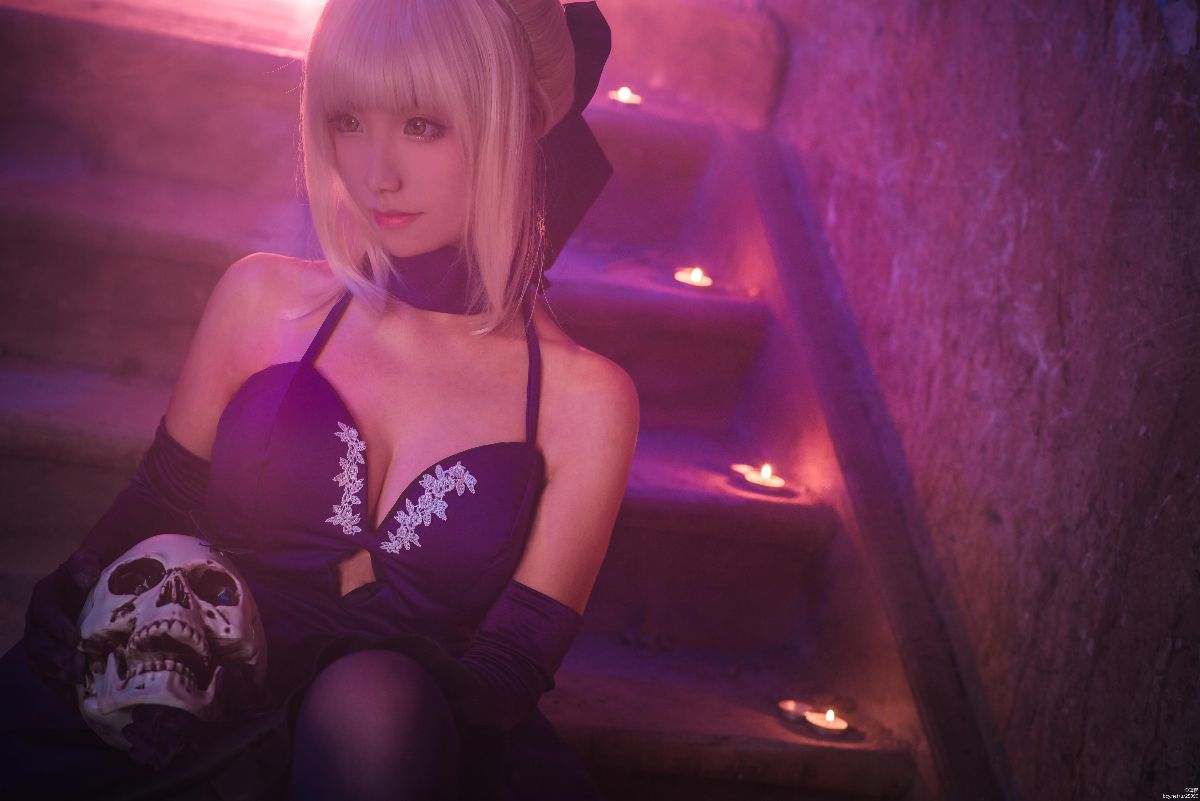 "Fate Stay Night" Saber Dress C o S P L A Y