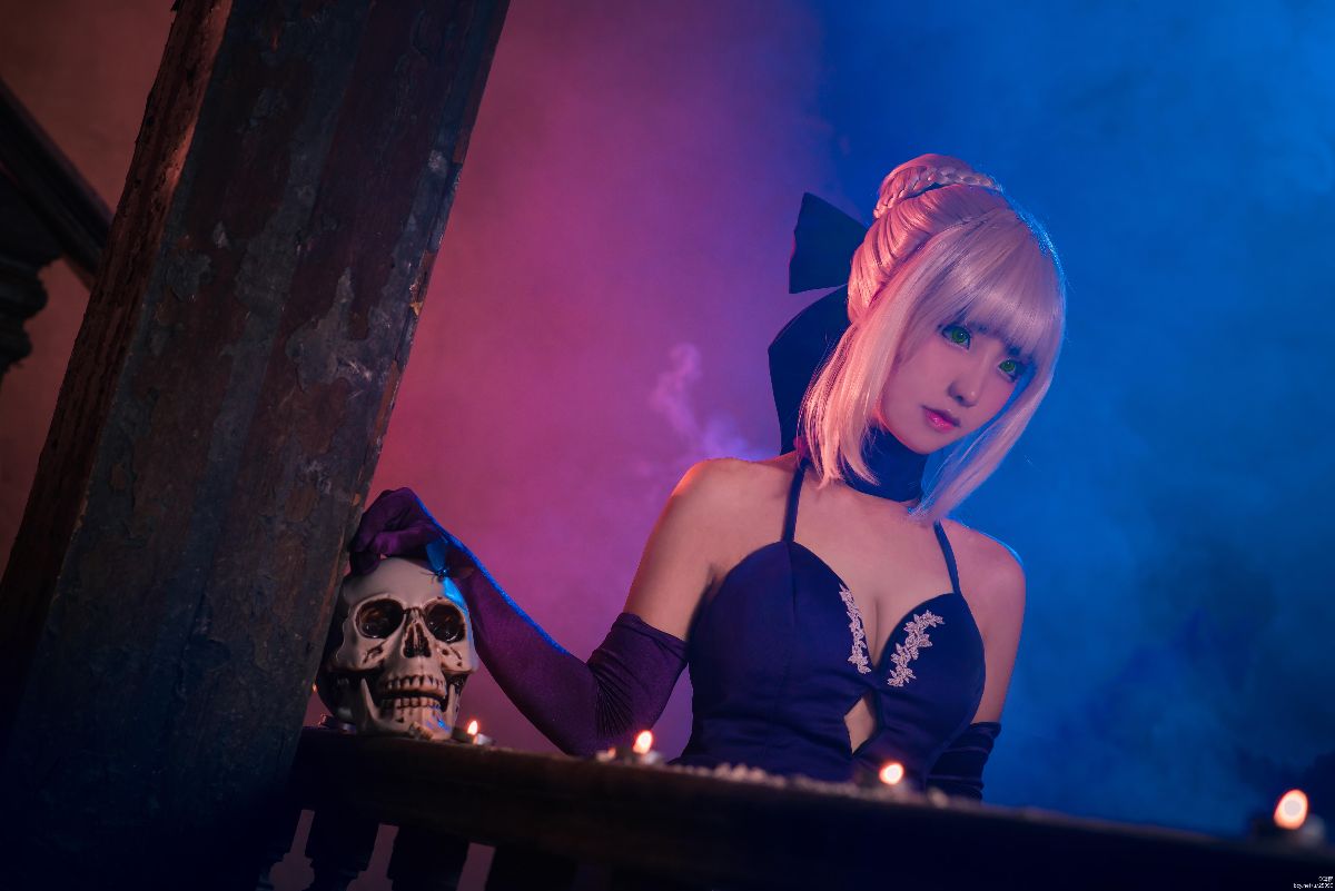 "Fate Stay Night" Saber Dress C o S P L A Y