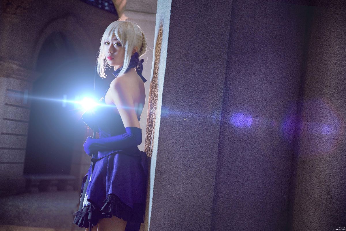 "Fate Stay Night" Saber Dress C o S P L A Y