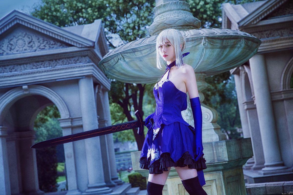"Fate Stay Night" Saber Dress C o S P L A Y