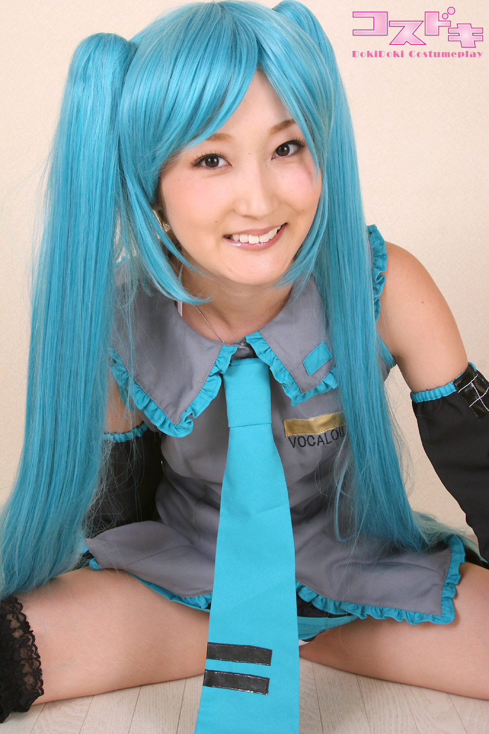 [Cosdoki] Vocaloid - Hatsune Miku Cosplay 2
