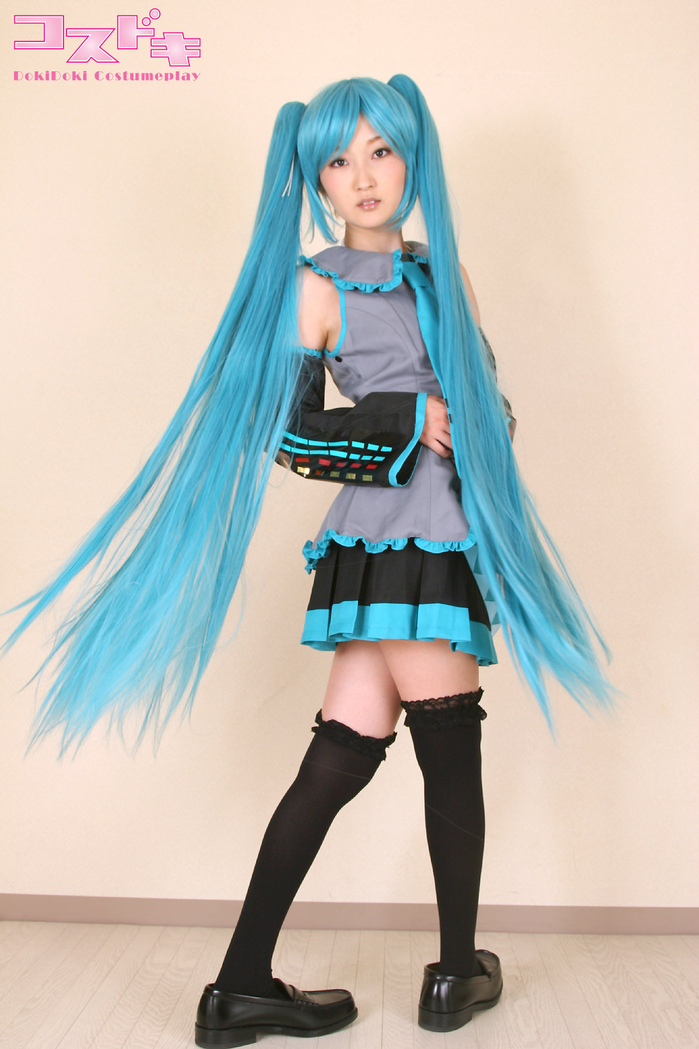 [Cosdoki] Vocaloid - Hatsune Miku Cosplay 2
