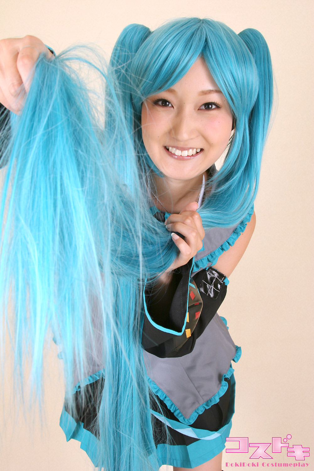 [Cosdoki] Vocaloid - Hatsune Miku Cosplay 2
