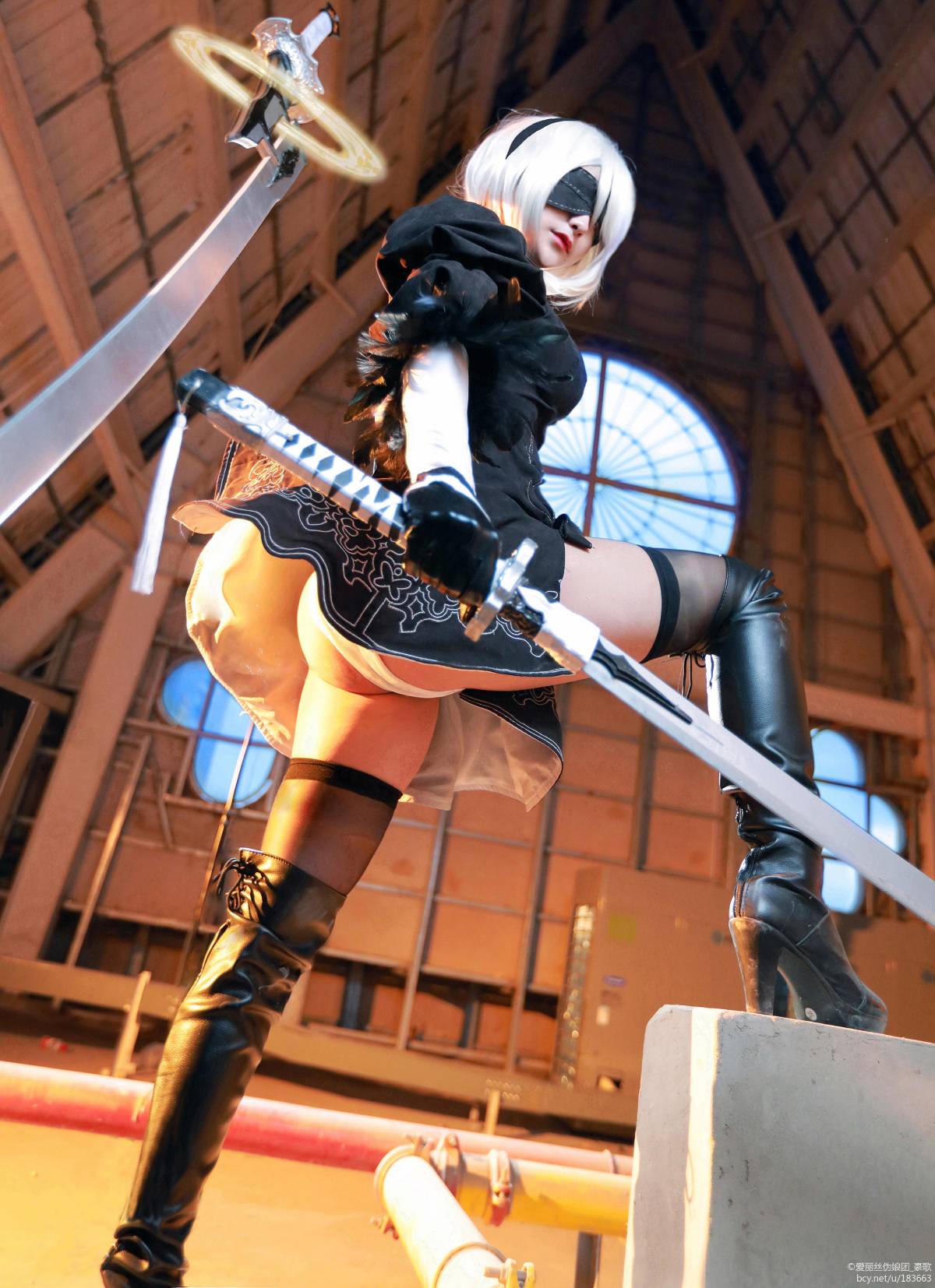 "Thời đại cơ học Neil" Miss 2B C O S P L A Y.