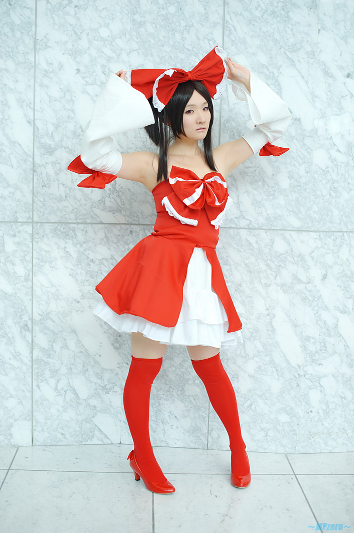 Reimu Hakurei (Dự án Touhou) của Kishigami Hana
