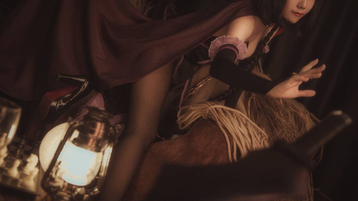 "Cuộc sống ở một thế giới khác từ đầu" Thang xúc xích Hunter Elsa C O S P L A Y