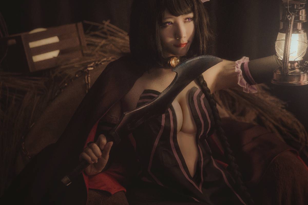 "Cuộc sống ở một thế giới khác từ đầu" Thang xúc xích Hunter Elsa C O S P L A Y