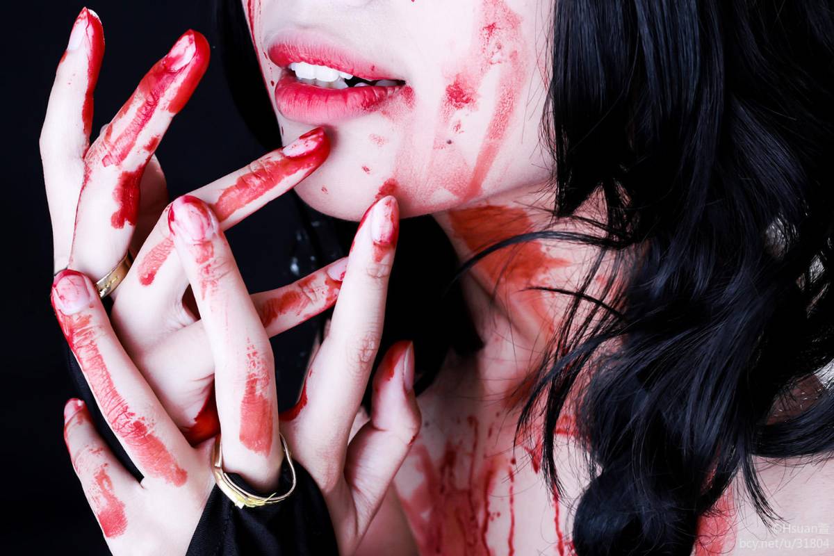 "Cuộc sống ở một thế giới khác từ đầu" Thang xúc xích Hunter Elsa C O S P L A Y