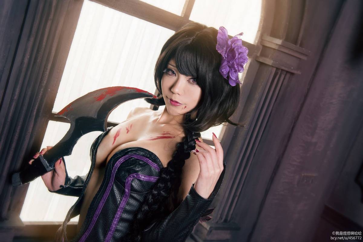 "Cuộc sống ở một thế giới khác từ đầu" Thang xúc xích Hunter Elsa C O S P L A Y