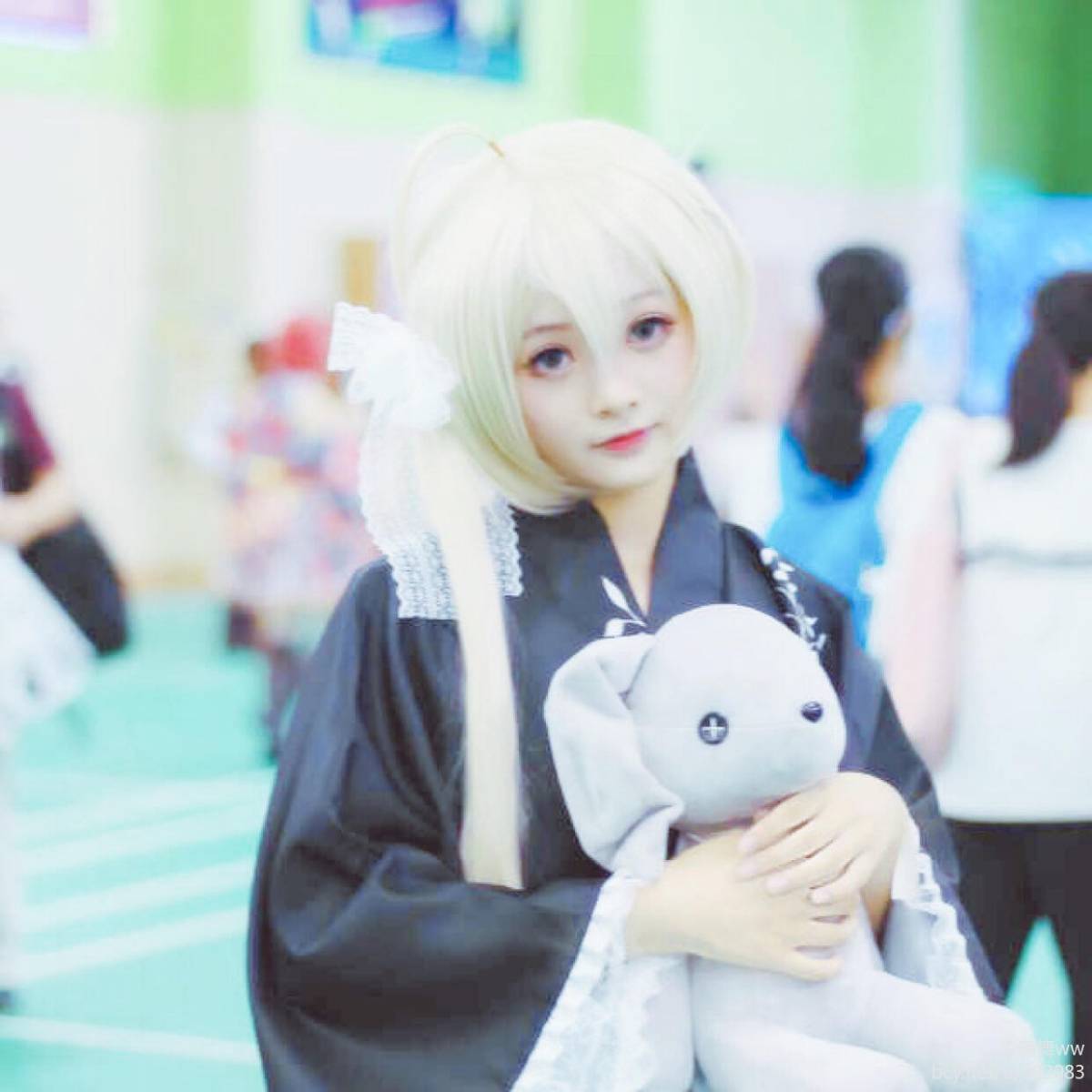 "Bầu trời của số phận" Kimono ngắn của Haruhigano