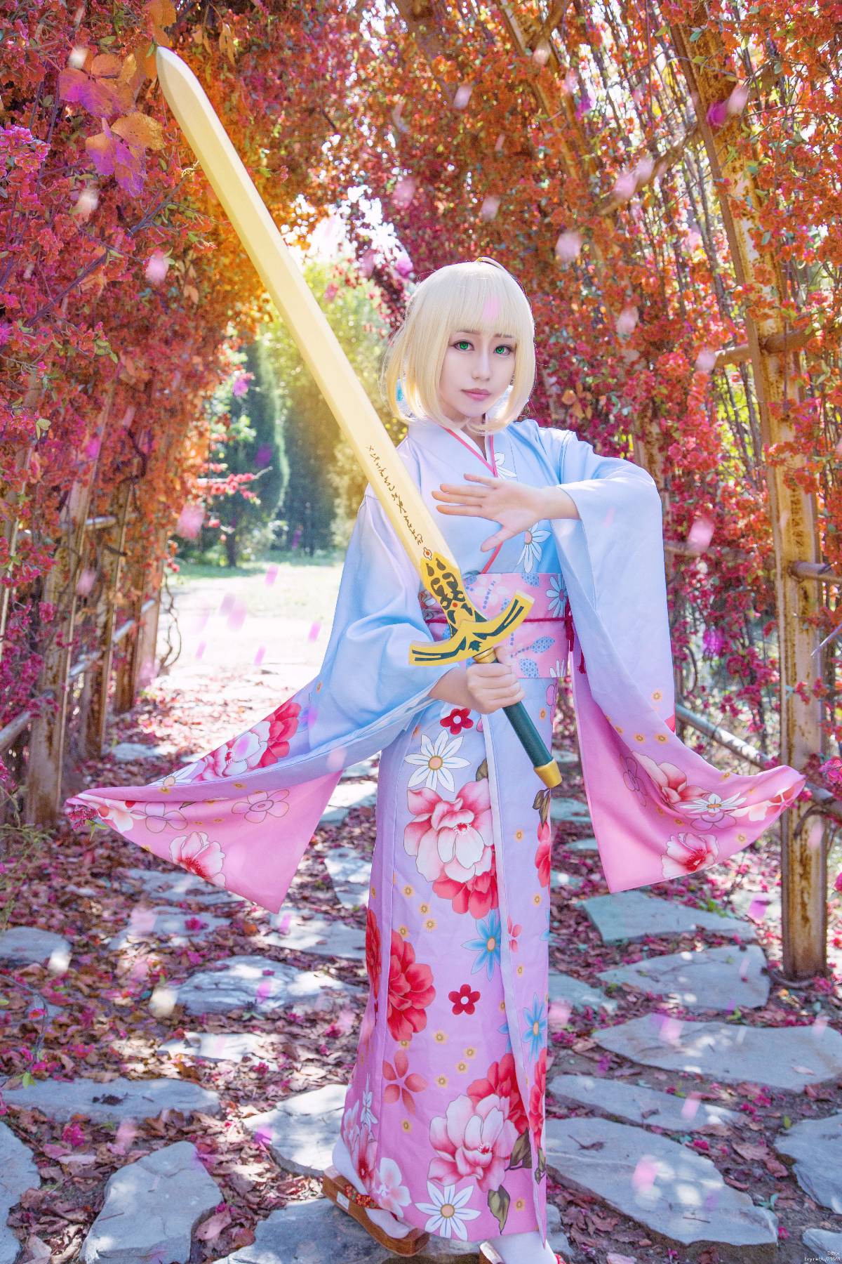 "Số phận ở lại đêm" Saber Sunny. ~ Vua Kimono của tôi bức tranh năm mới