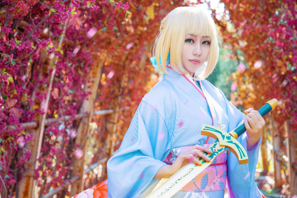 "Số phận ở lại đêm" Saber Sunny. ~ Vua Kimono của tôi bức tranh năm mới