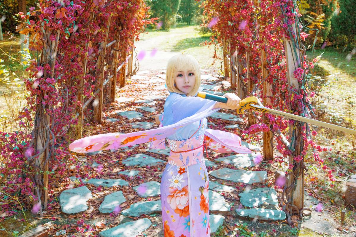 "Số phận ở lại đêm" Saber Sunny. ~ Vua Kimono của tôi bức tranh năm mới