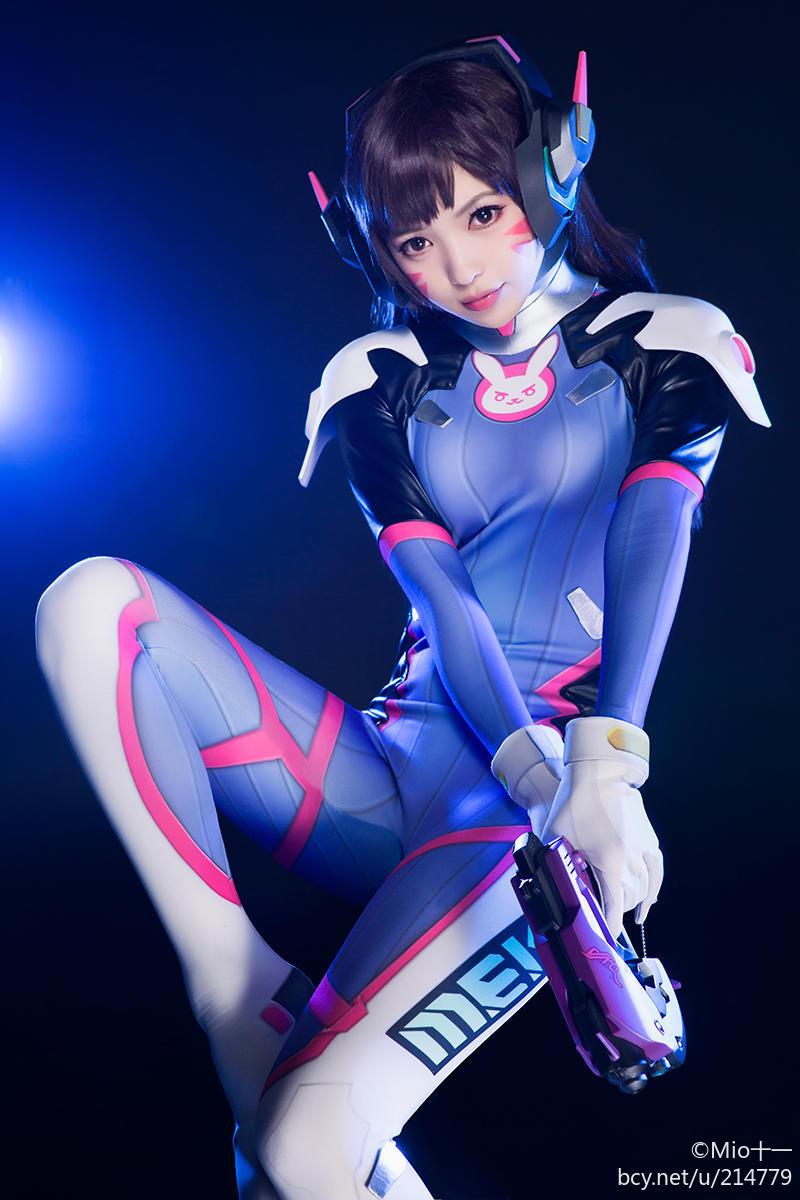 "Overwatch" D.Va đang trực tuyến!