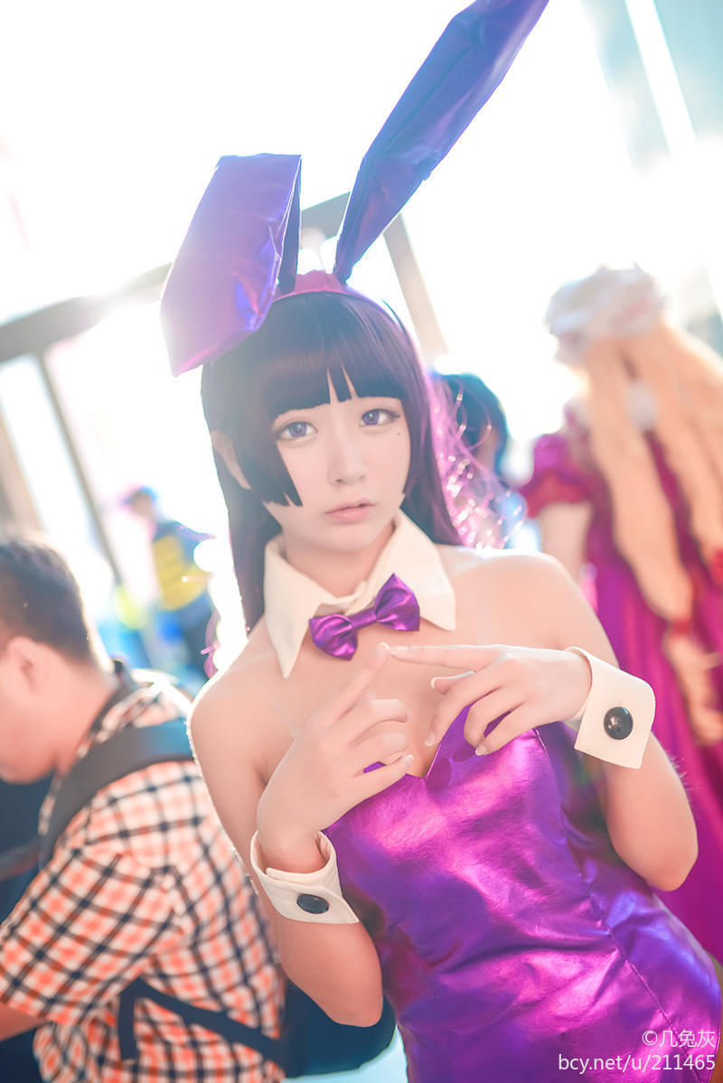 "Chị tôi rất dễ thương" năm cập nhật của cô gái thỏ màu tím được tráng men c o s p l a y