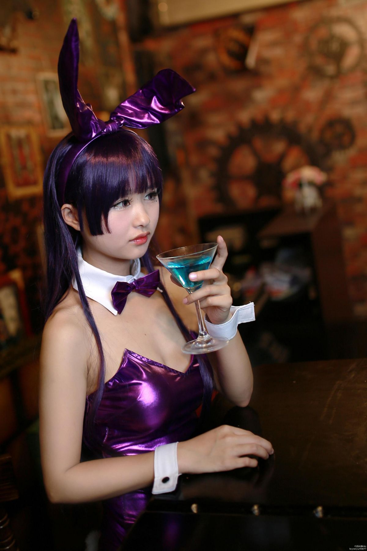 "Chị tôi rất dễ thương" năm cập nhật của cô gái thỏ màu tím được tráng men c o s p l a y